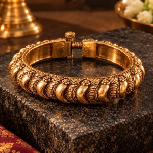 Traditional Impon (Panchaloha) Kada Bangle